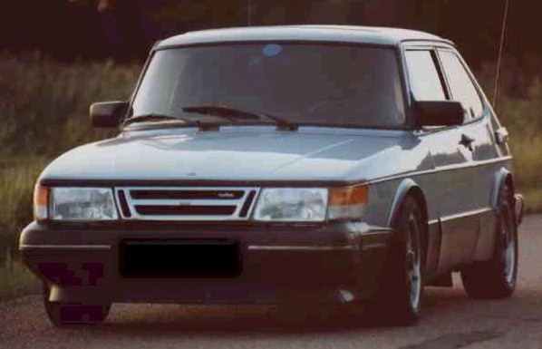 saab900.jpg (46605 bytes)